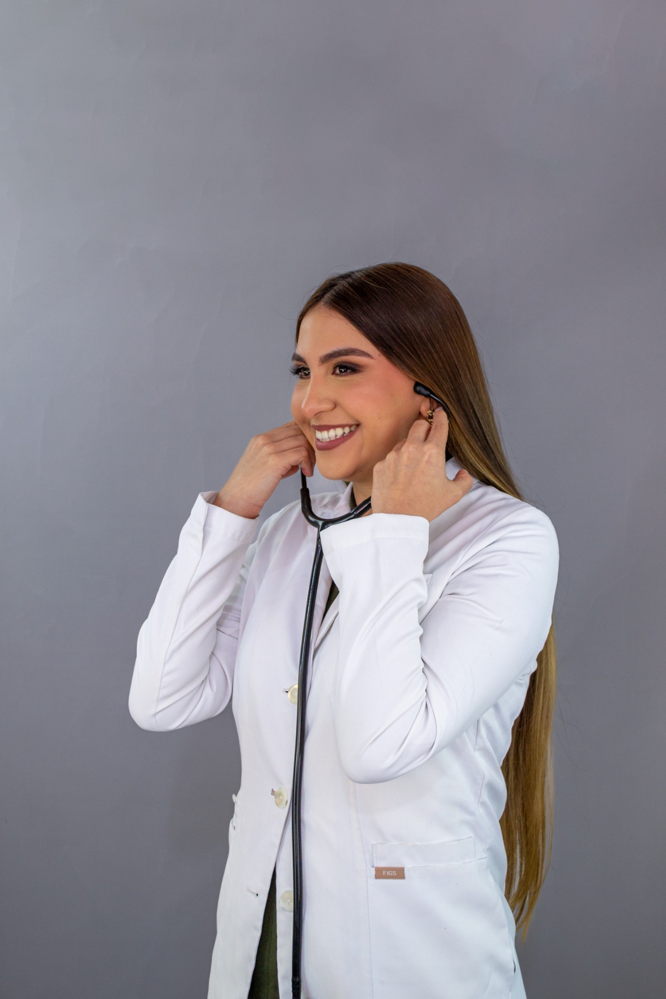 Dra. Daniela Casadiego en quirófano